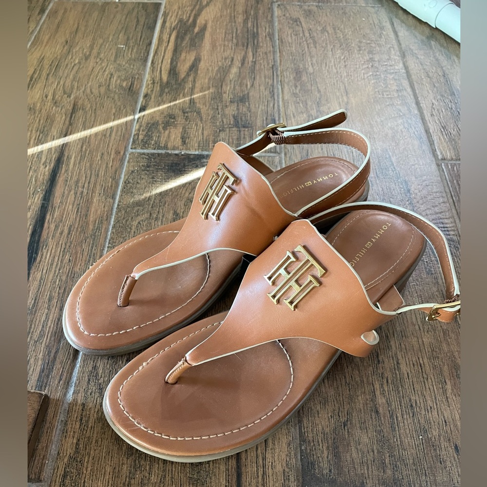 Tommy Hilfiger Ezma Thong Block-Heel Sandals Tan Brown size 8.5 - Picture 3 of 6